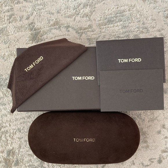 100% Authentic Tom Ford Johnson TF453 Black & Gold Vintage Sunglasses EUC - Picture 4 of 6